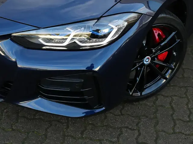 BMW 440