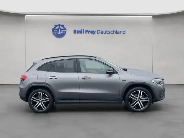Mercedes-Benz GLA 250