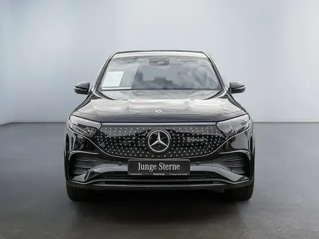 Mercedes-Benz EQB 300