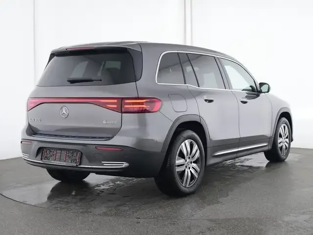 Mercedes-Benz EQB 300