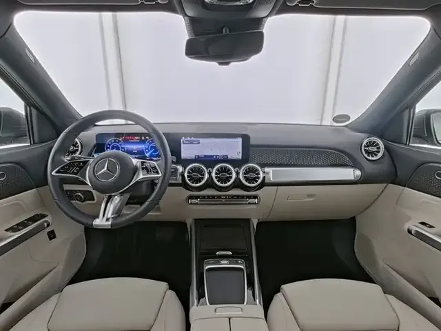 Mercedes-Benz EQB 300