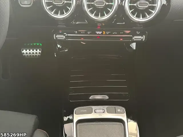 Mercedes-Benz CLA 220