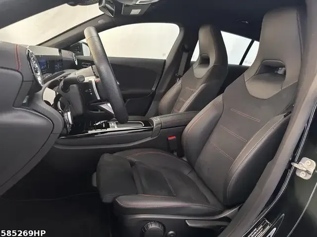 Mercedes-Benz CLA 220