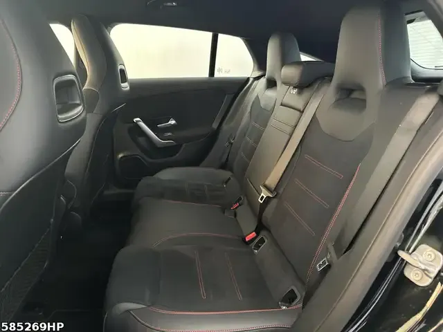 Mercedes-Benz CLA 220