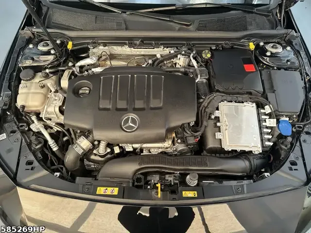 Mercedes-Benz CLA 220