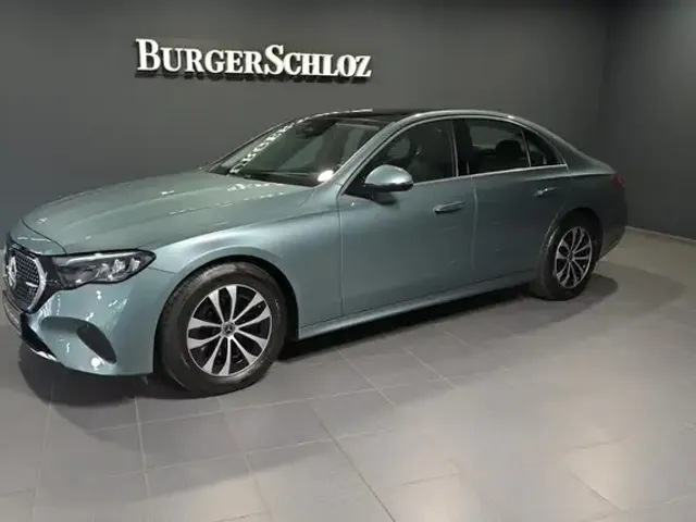 Mercedes-Benz E 200
