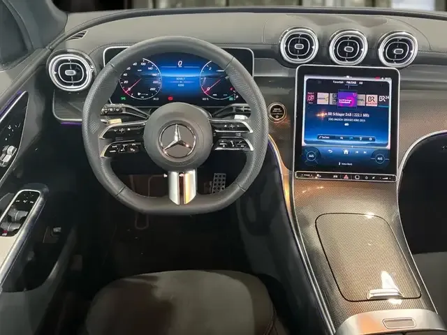 Mercedes-Benz GLC 220