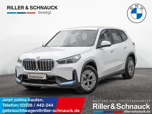 BMW iX1