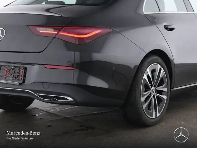 Mercedes-Benz CLA 180