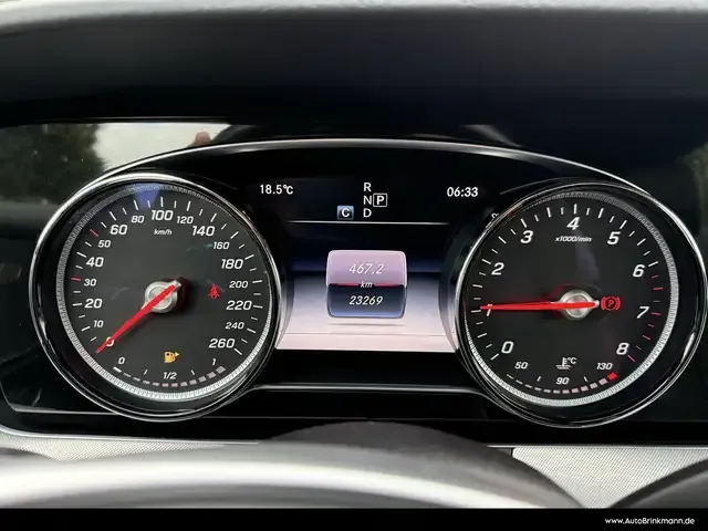 Mercedes-Benz E 200