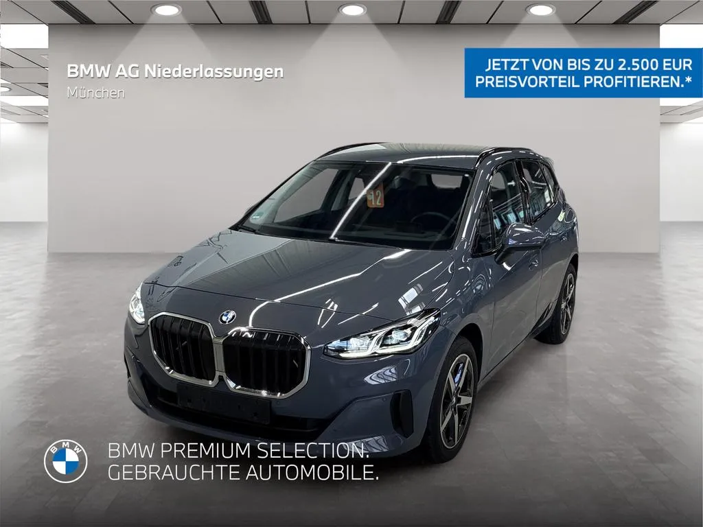 BMW 220