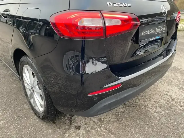 Mercedes-Benz B 250