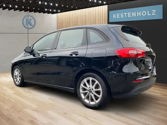 Mercedes-Benz B 250