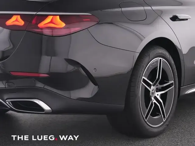 Mercedes-Benz E 200