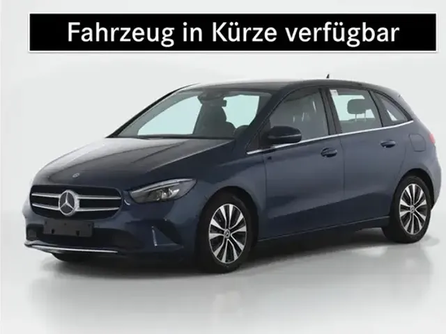 Mercedes-Benz B 220