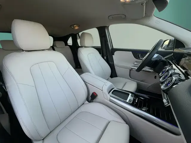 Mercedes-Benz EQA 300