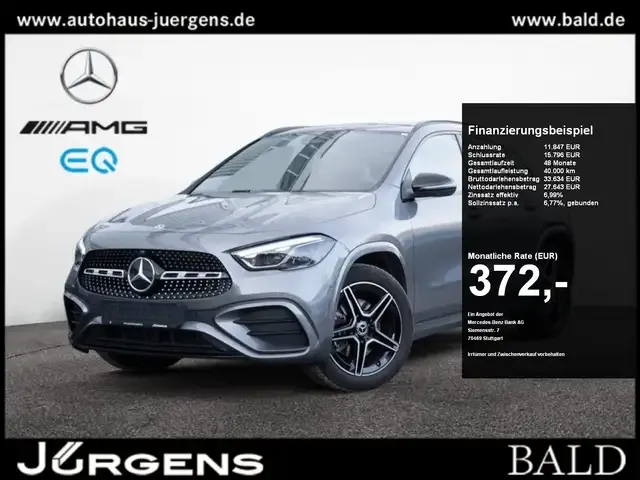 Mercedes-Benz GLA 200