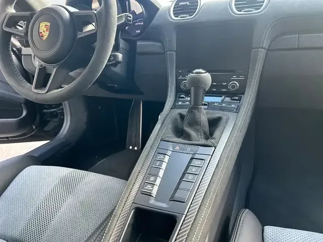 Porsche Cayman