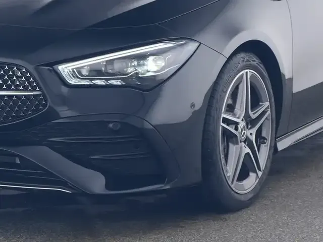 Mercedes-Benz CLA 250