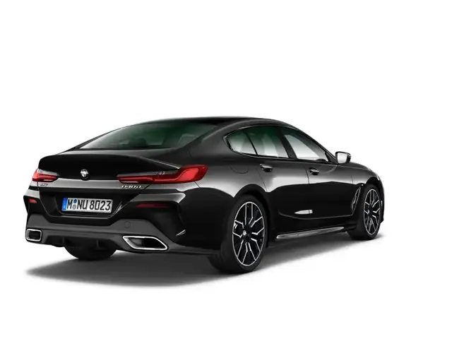 BMW 840