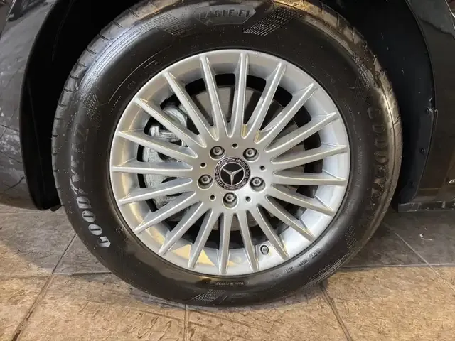 Mercedes-Benz EQV 300