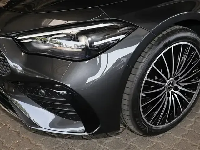 Mercedes-Benz CLE 300