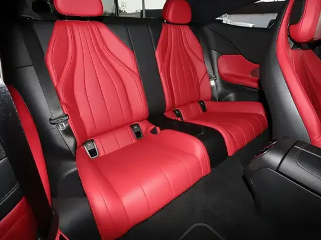 Mercedes-Benz CLE 300