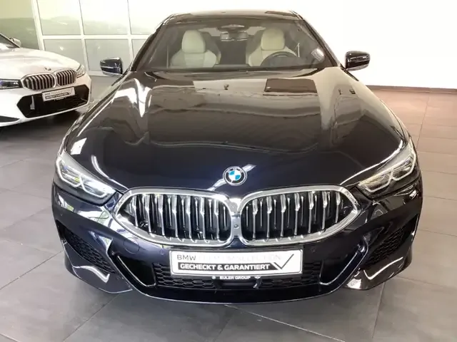 BMW 840
