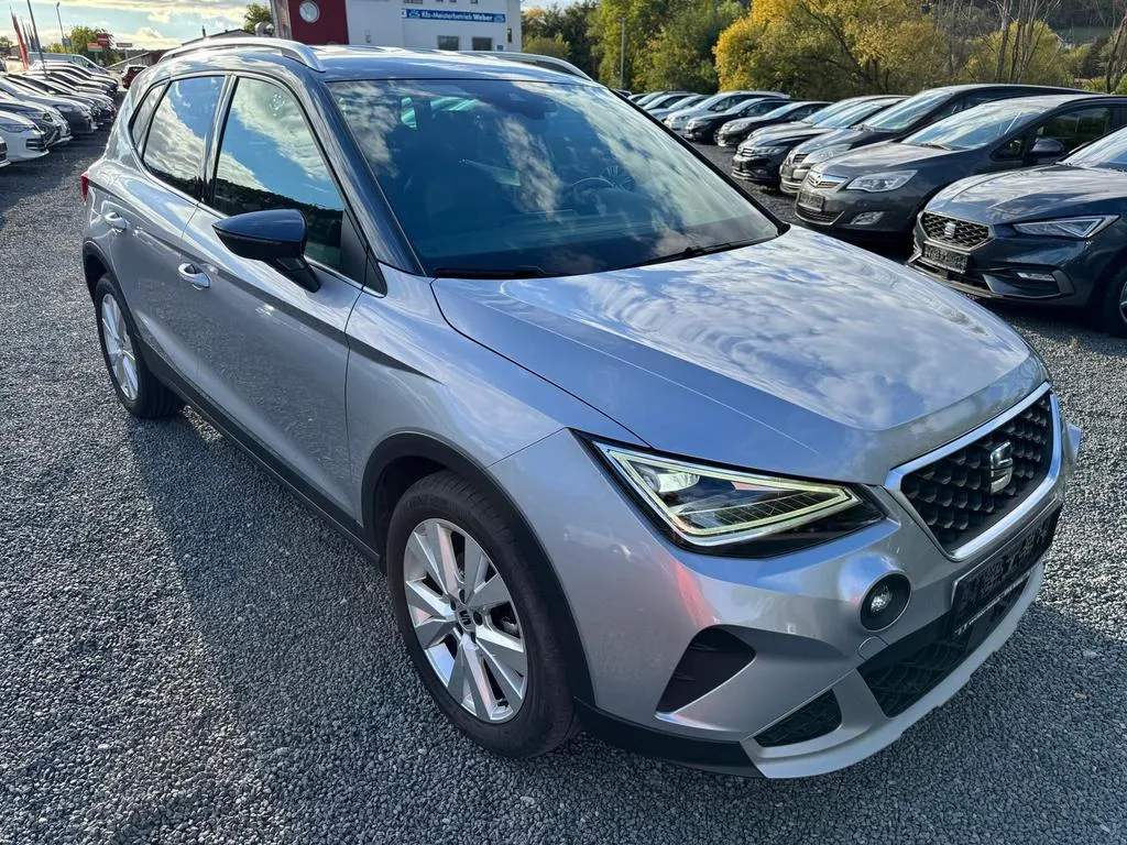 Seat Arona
