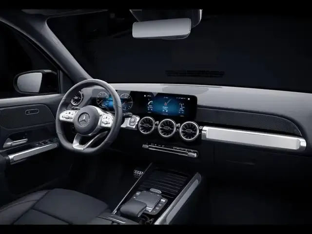 Mercedes-Benz GLB 220