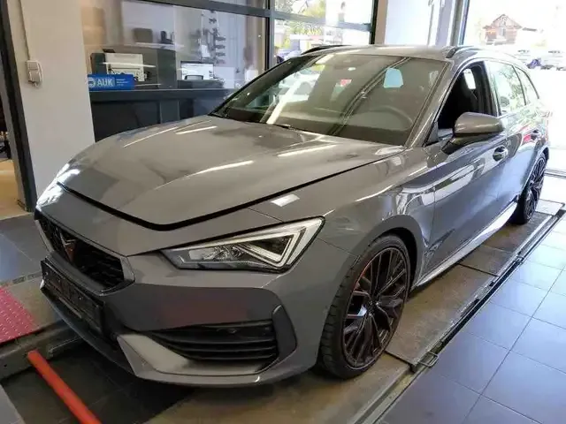 CUPRA Leon