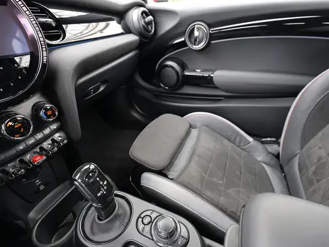 MINI John Cooper Works Cabrio