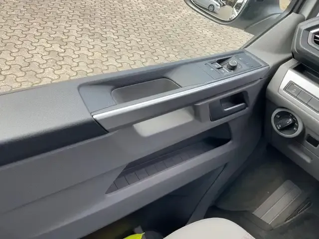 Volkswagen T6.1 California