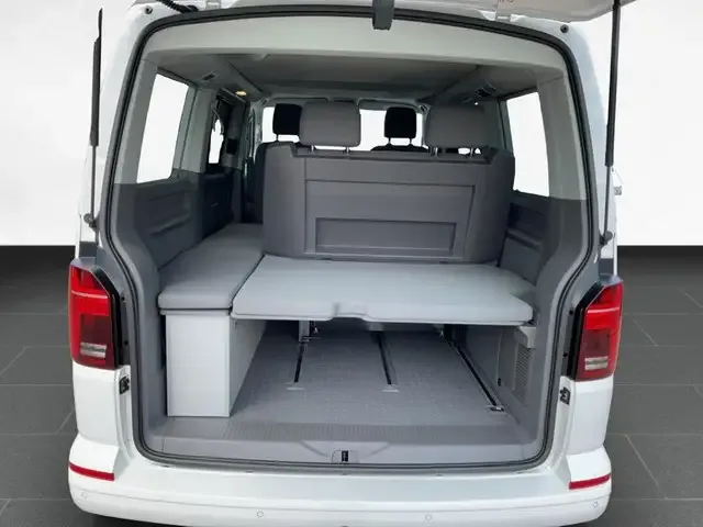 Volkswagen T6.1 California