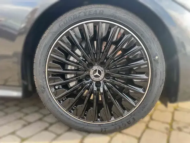 Mercedes-Benz CLE 220