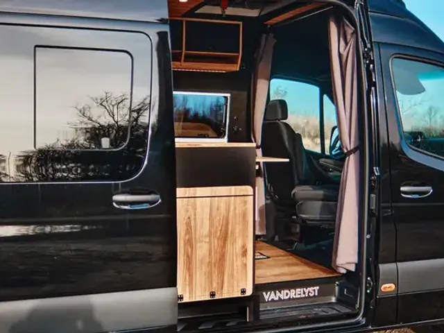 Mercedes-Benz Sonstiges