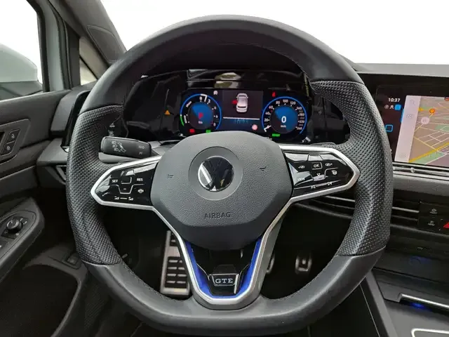 Volkswagen Golf GTE