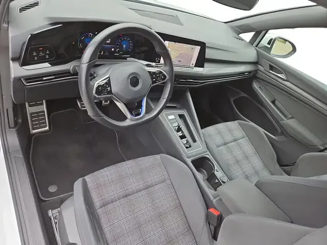 Volkswagen Golf GTE