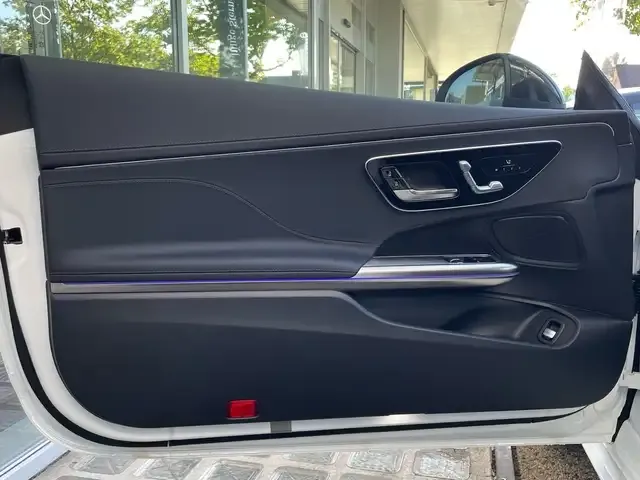 Mercedes-Benz CLE 200