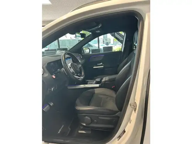 Mercedes-Benz EQA 300