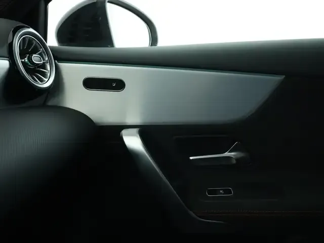 Mercedes-Benz A 35 AMG