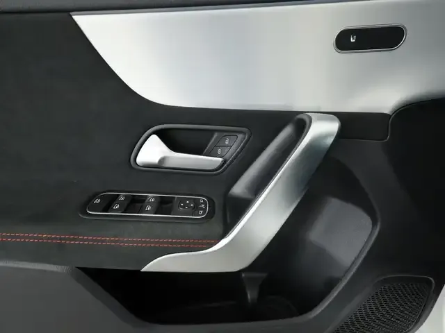 Mercedes-Benz A 35 AMG