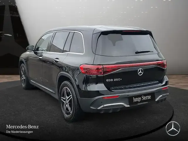 Mercedes-Benz EQB 250