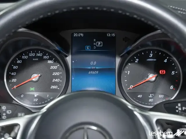 Mercedes-Benz GLC 220