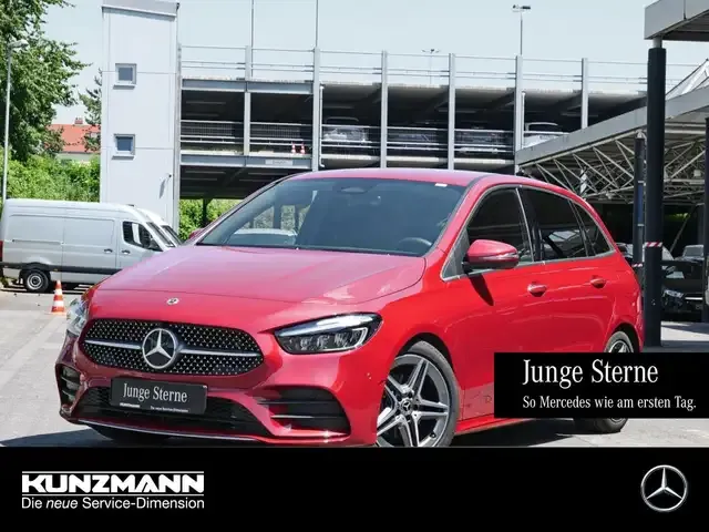 Mercedes-Benz B 200