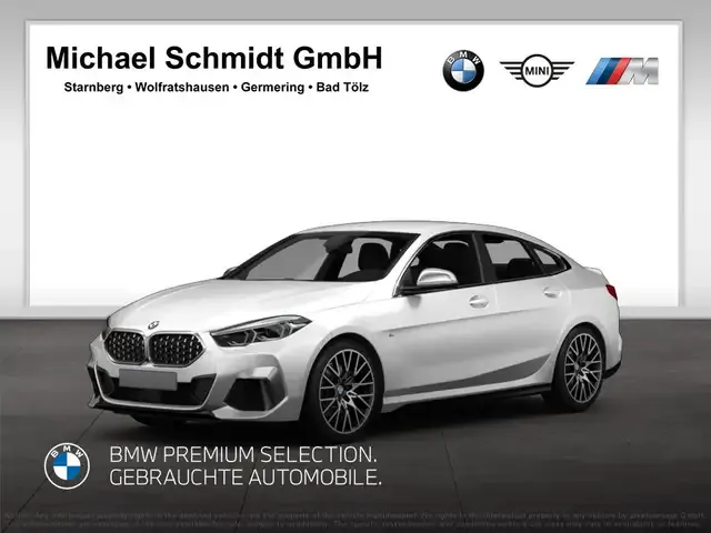 BMW 235
