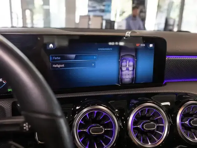 Mercedes-Benz A 180