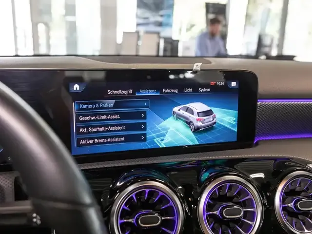 Mercedes-Benz A 180