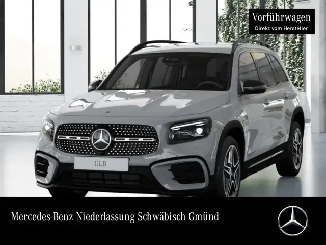 Mercedes-Benz GLB 200