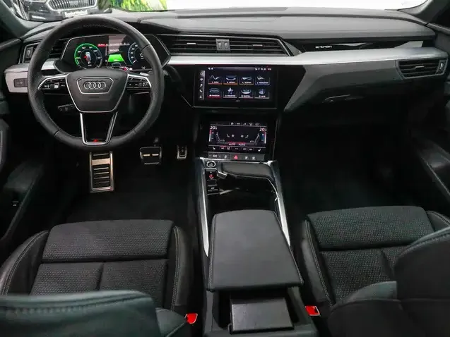 Audi Q8 e-tron